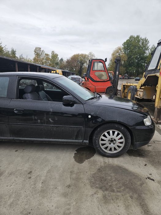 Audi a3 8l 3D drzwi lewe prawe