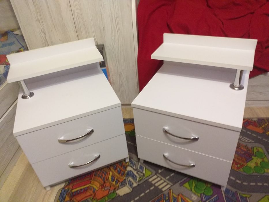 Тумбочки прикроватные
