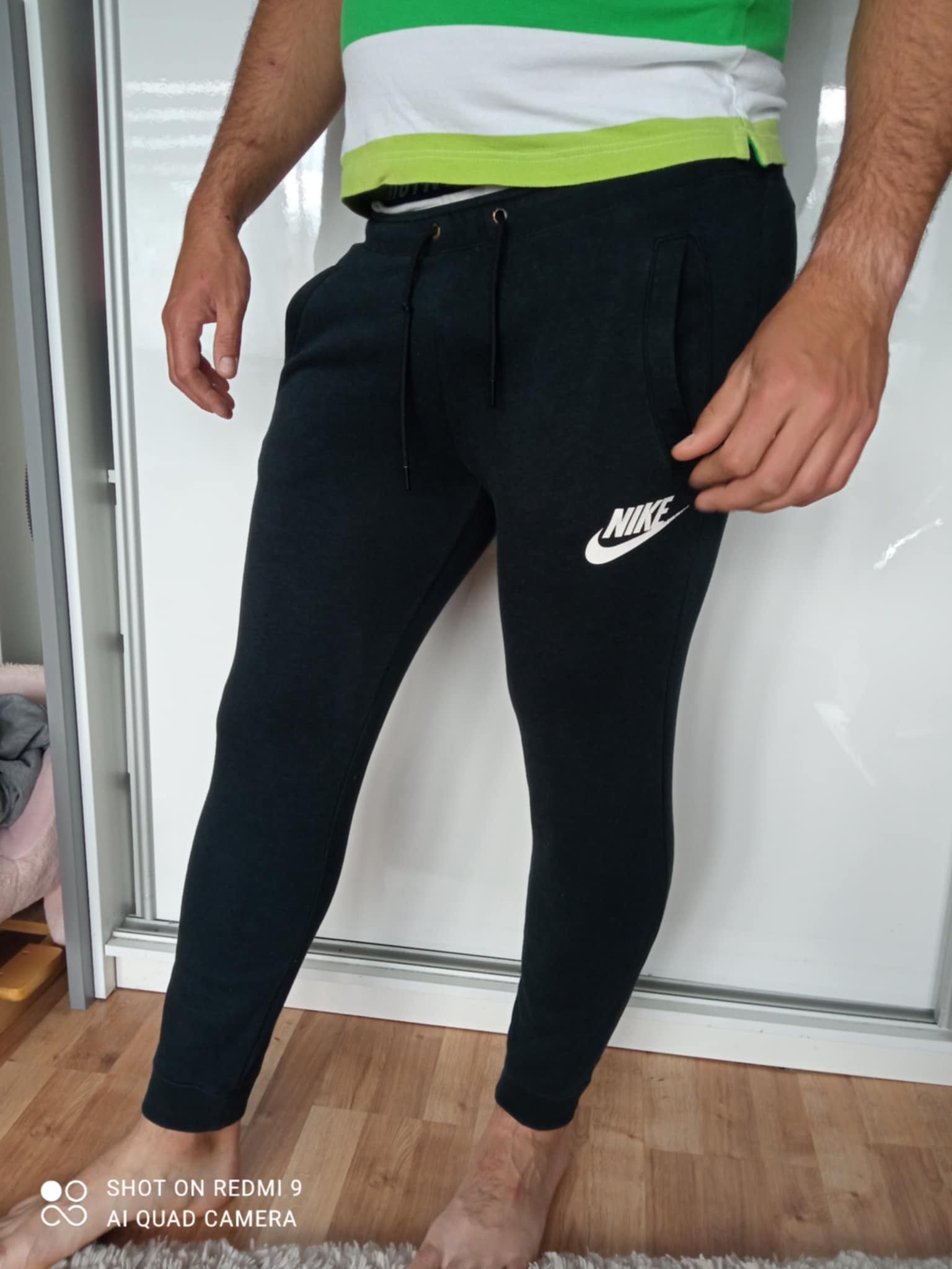Spodnie dresowe męskie Nike S oryginalne