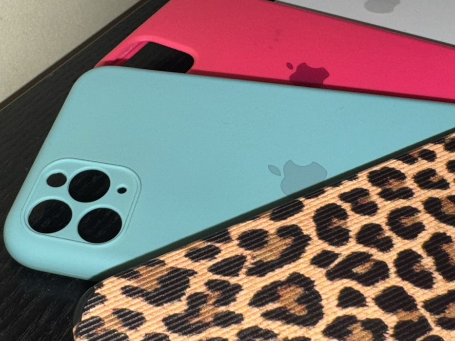 Чохли для Iphone 11 pro max в чудововму стані