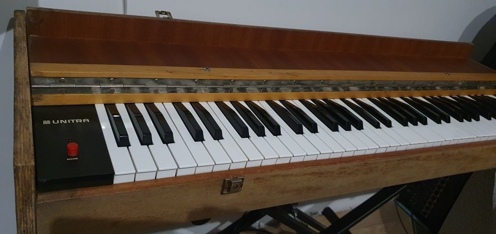 Syntezator ESTRADA 108 Piano