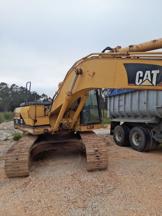 Caterpillar 320 excavadora giratória