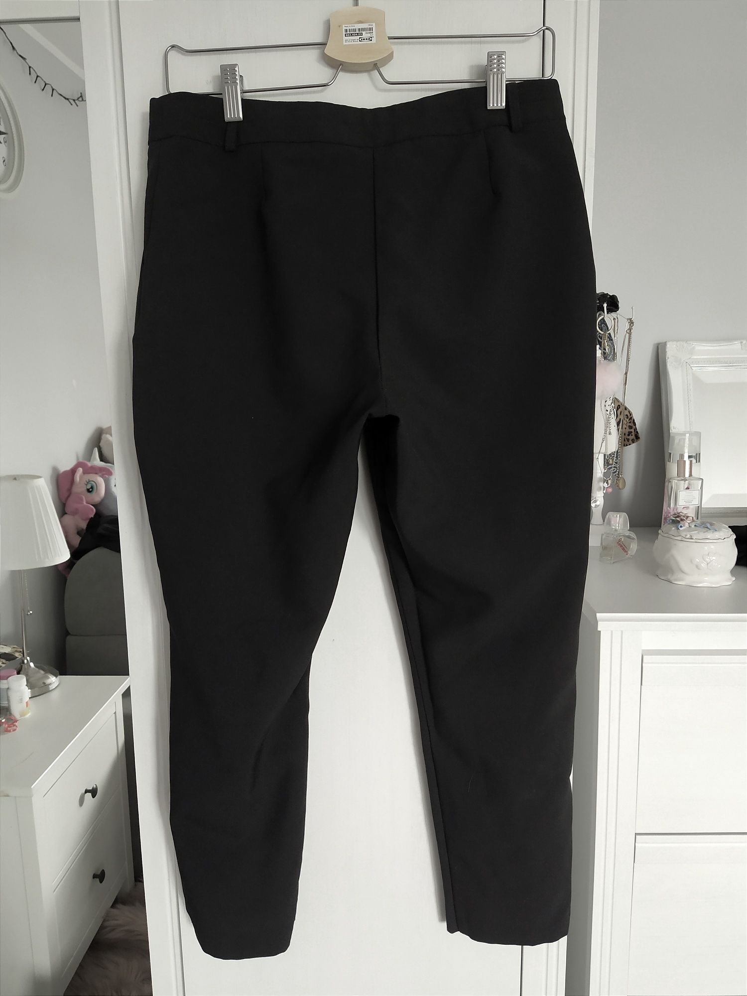 czarne eleganckie garniturowe spodnie Atmosphere M L