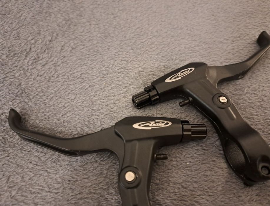 Klamki hamulca Avid V-Brake czarne prosta kierownica NOWE