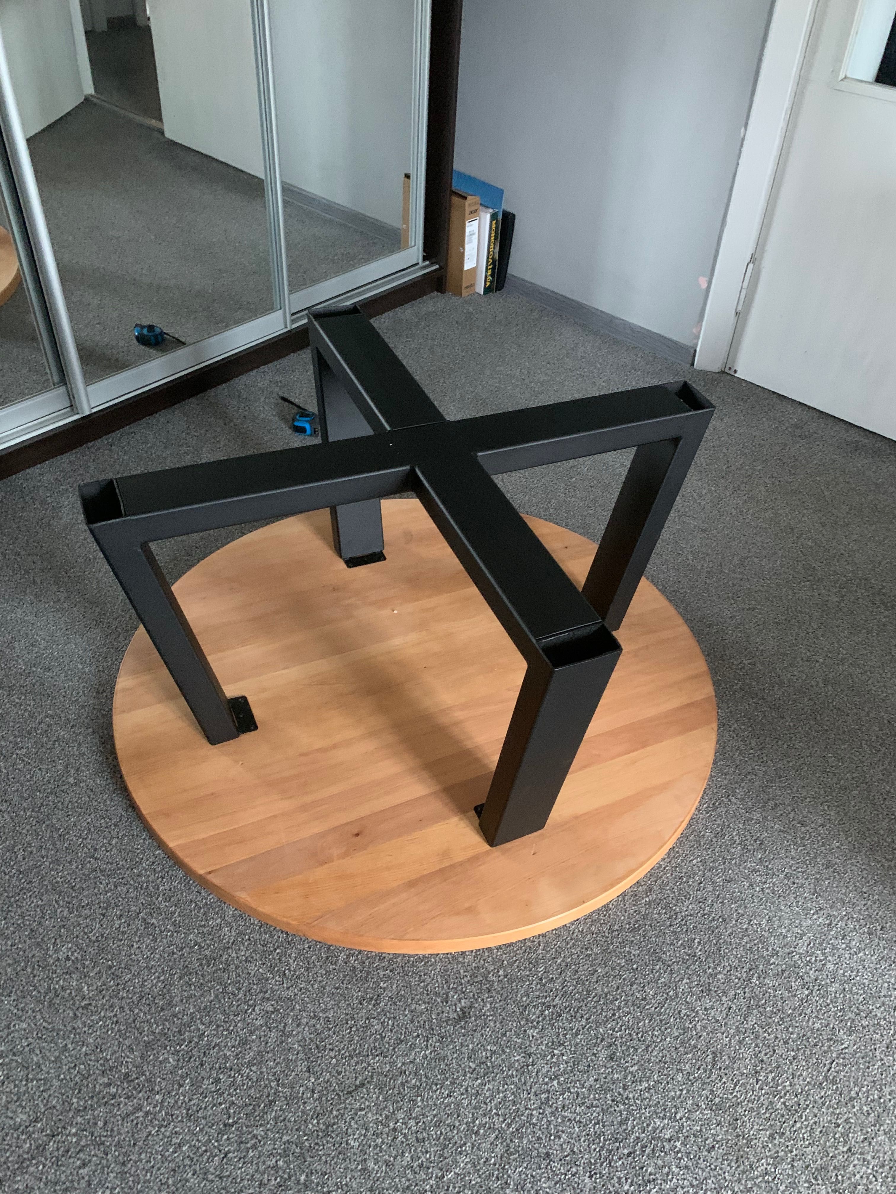 Журнальний стіл в стилі “Loft”