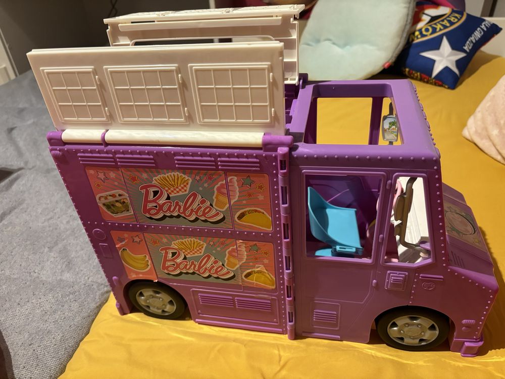 Foodtrack, auto Barbie z wypos. Stan bdb