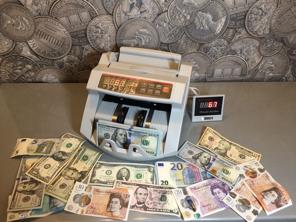Счетная машинка для денег , счетчик купюр с детектором валюты.