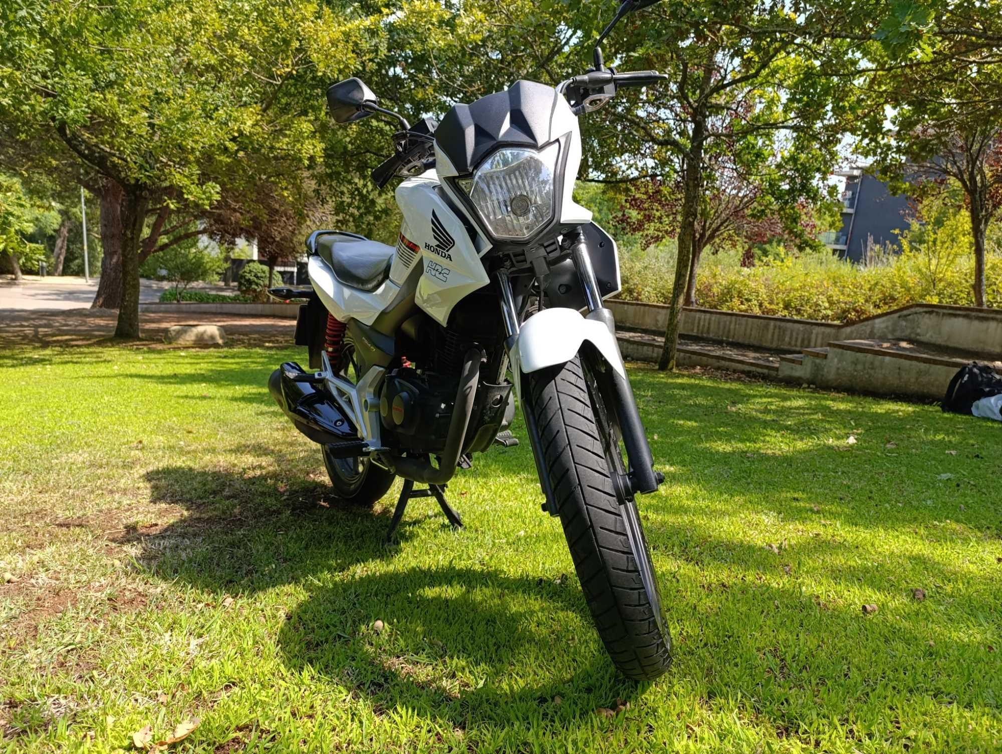 Honda cb 125 f em ótimo estado de conservação