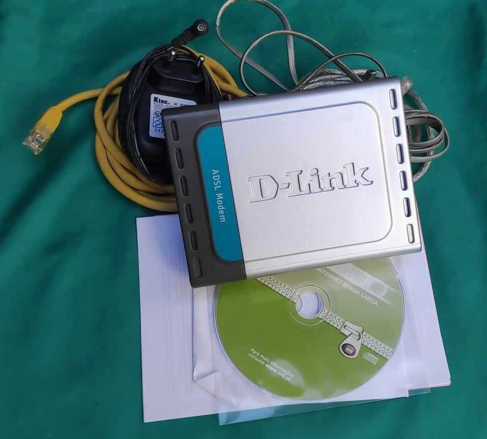 Modem Thomsom e D-Link completos.