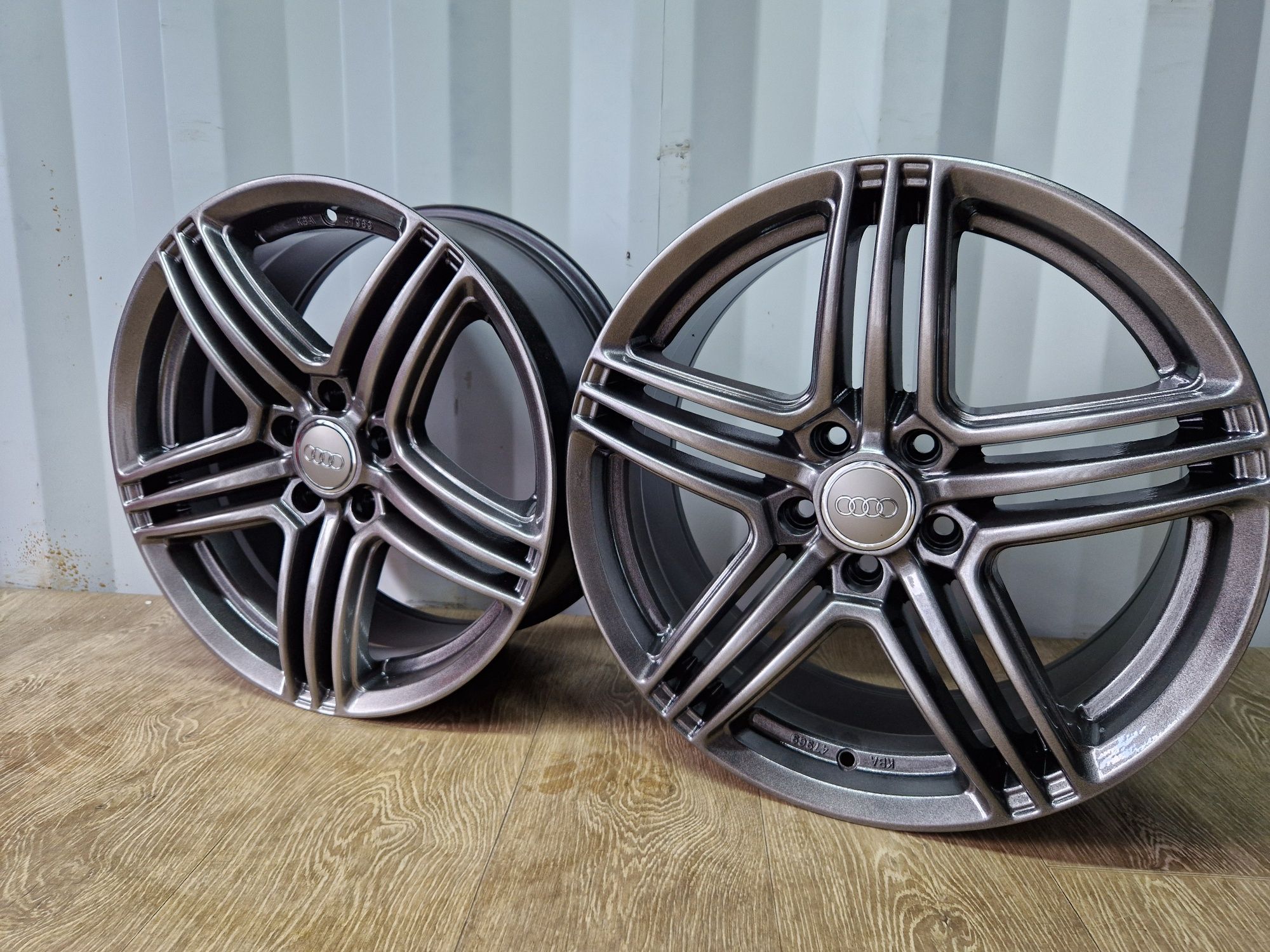 Felgi 18 audi a3 a4 Vw Golf touran passat 5x112 8j et45 os 66.6