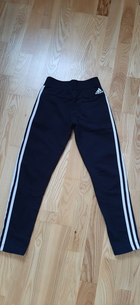 Spodnie dresowe adidas, dziewczęce, rozm. 140 cm