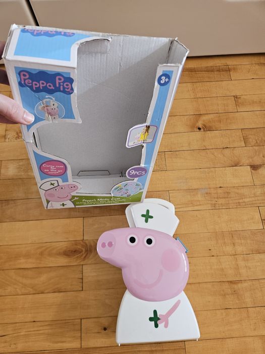 Набір лікаря Пеппа,сортер музичний,телефон