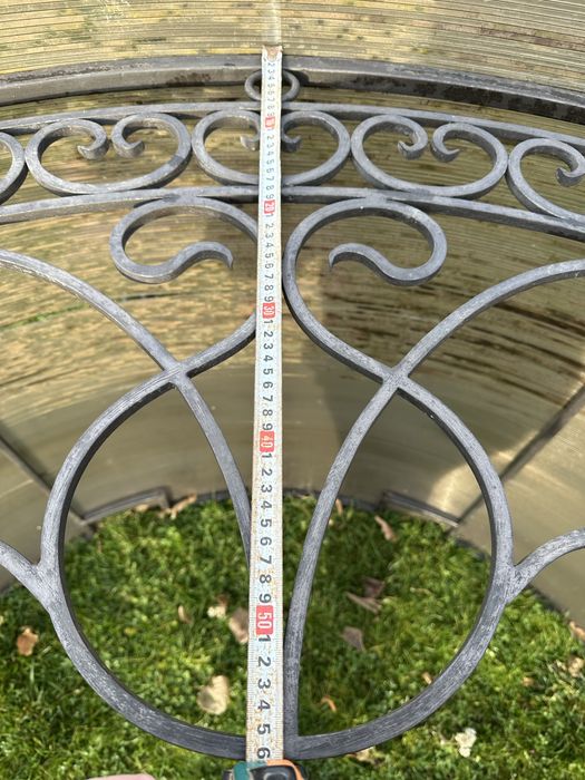 Дашок,навіс,козирьок на двері,вікна