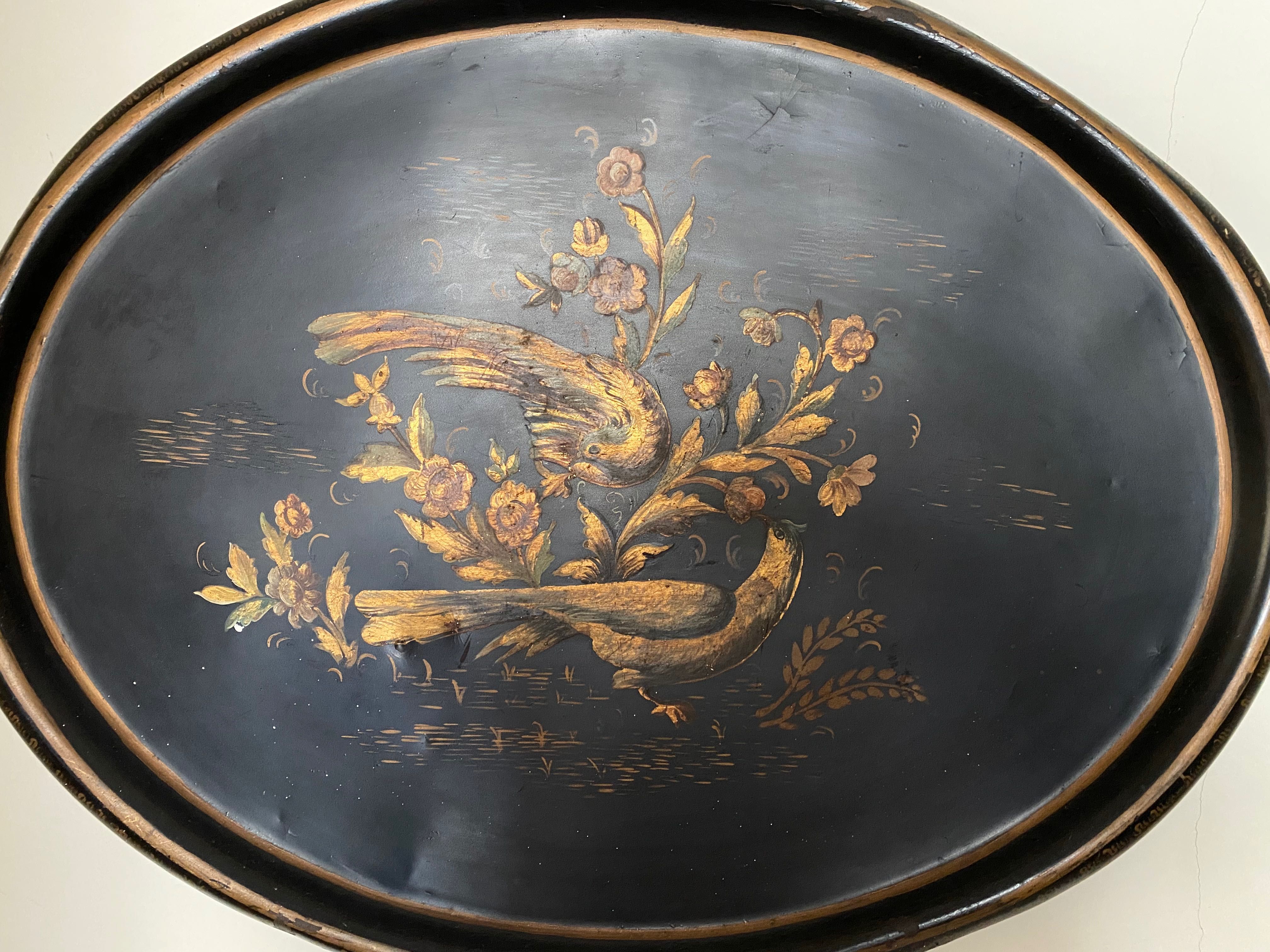 Tabuleiro oval pintado à mão