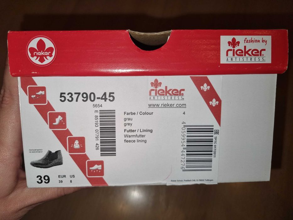 Półbuty ocieplone Rieker 39 lakierowane czarne