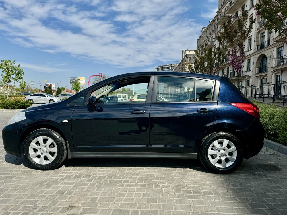 Nissan Tiida 1.6