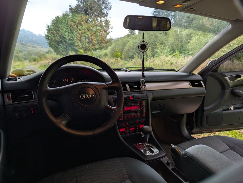 Продам ауді а6 2001