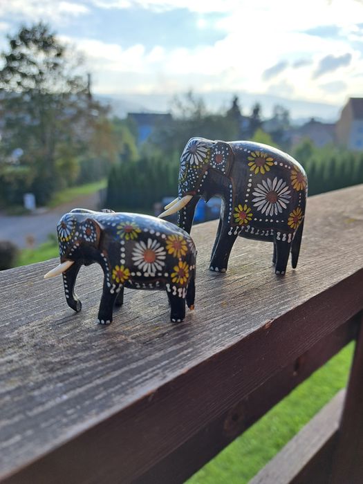 Zestaw 2 słoni drewnianych