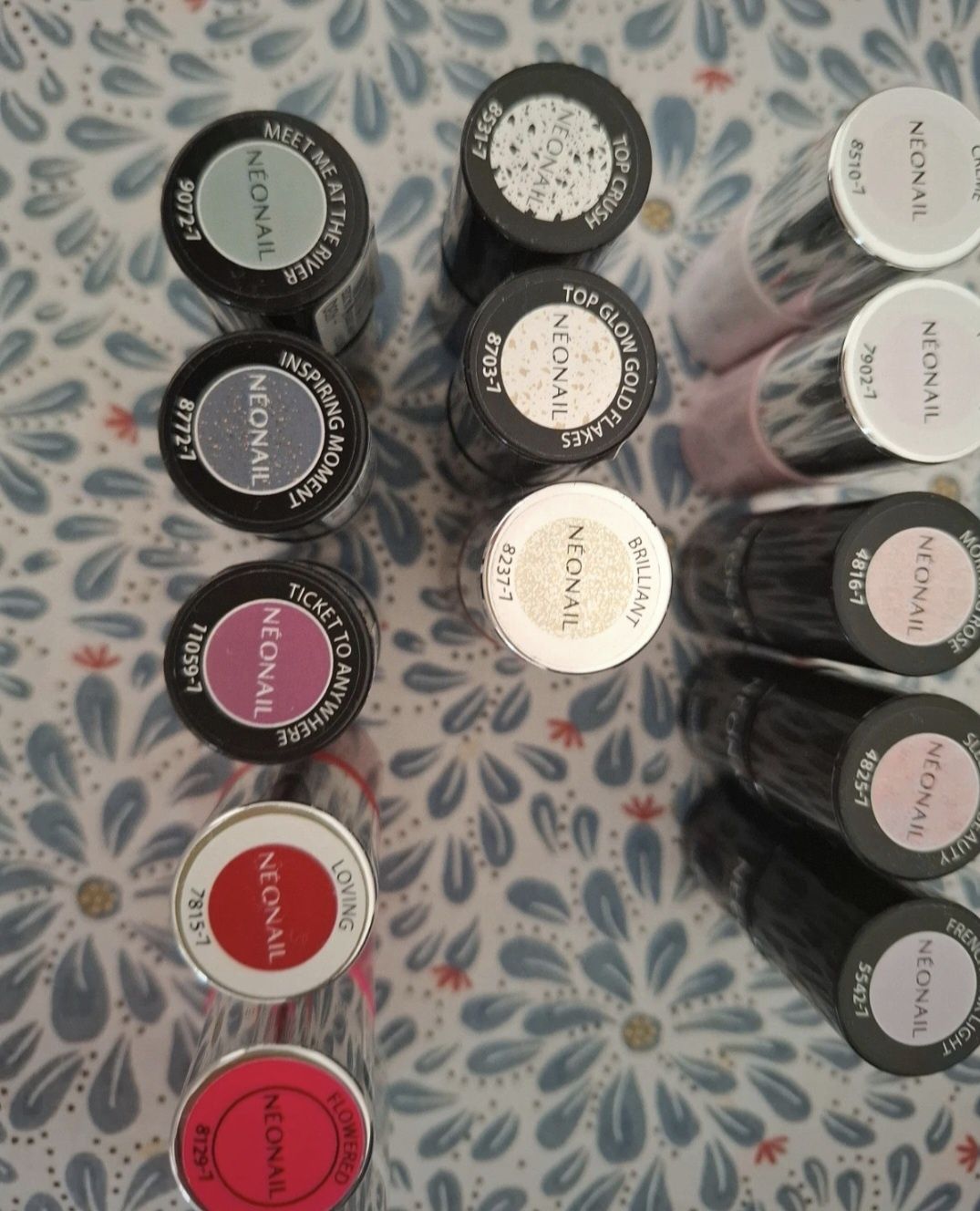 Lakiery Neonail 13 sztuk