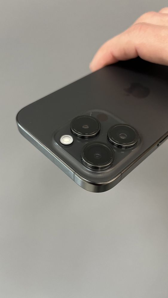 iPhone 15Pro 256gb eSim Black Titanium neverlock