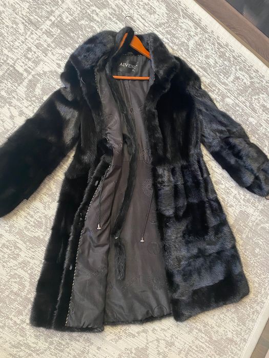 Шубка норкова,чорна,розмір 42,S-(невелика)M