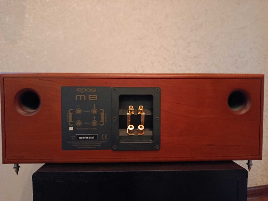EPOS M8 Акустика центрального каналу