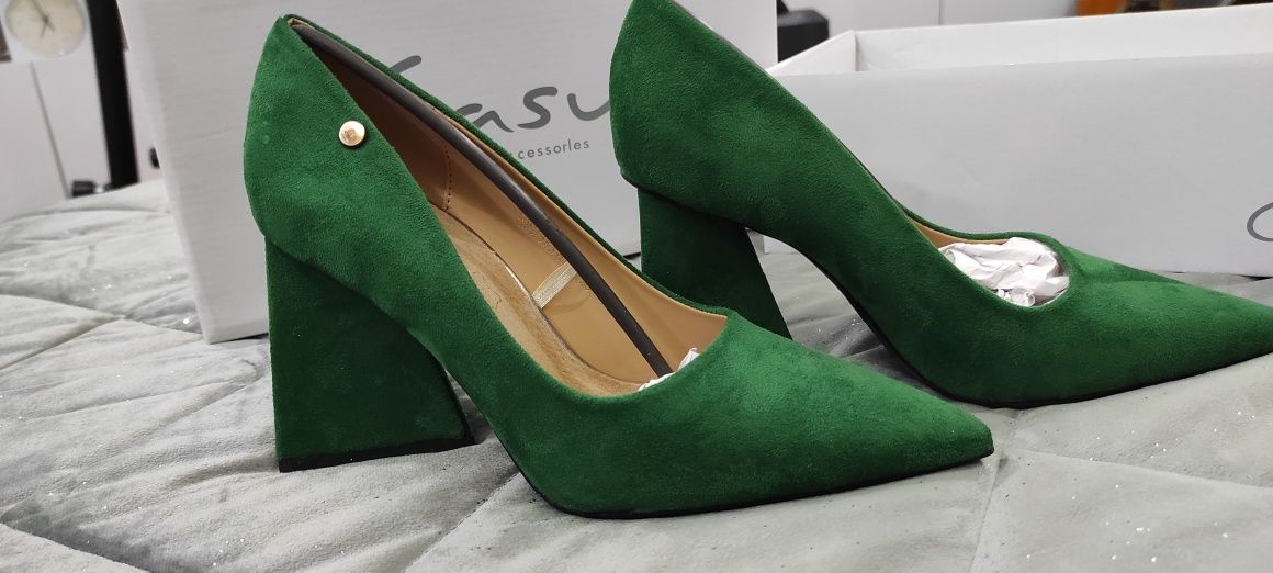 Nowe buty Casu rozmiar 36