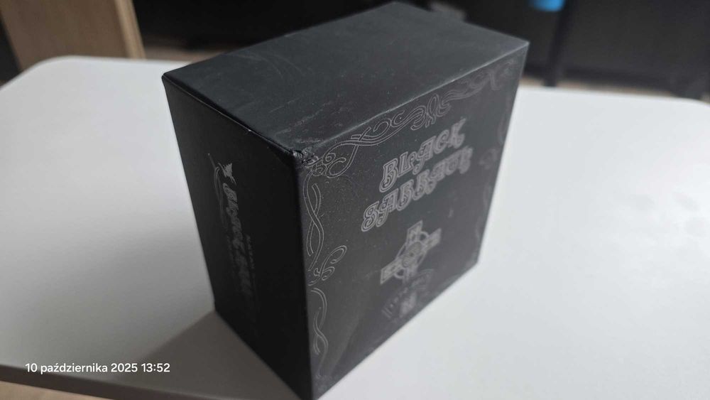Black Sabbath - Black Box (1970/2017) (22 CD i 1 BD)  używany