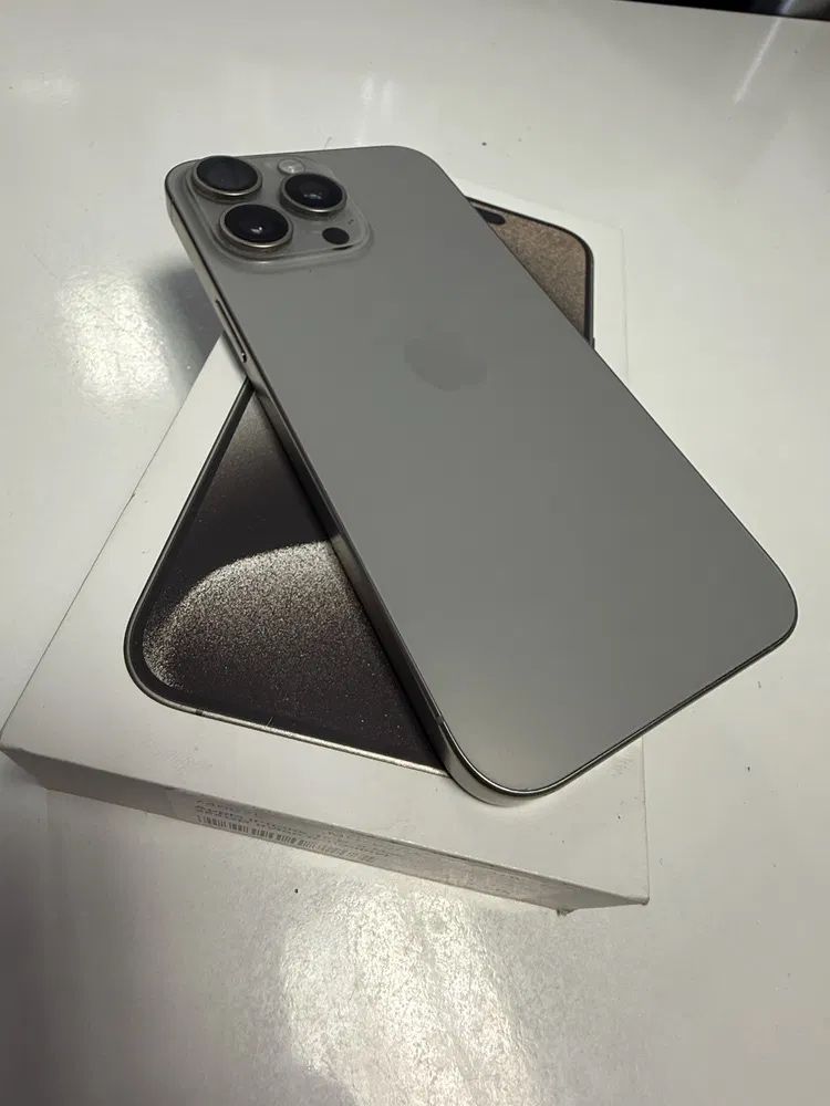iPhone 15 Pro Max 256Gb Natural Titanium у Чудовому стані
