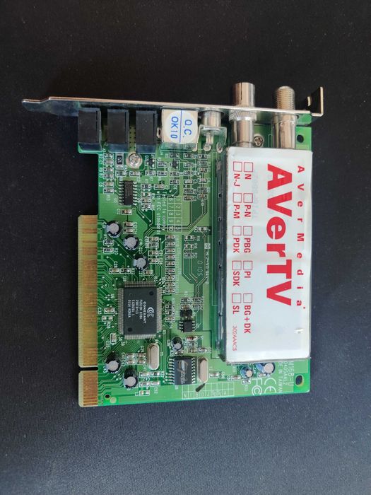Karta telewizyjna do PC / Tuner TV PCIe / AverTV Studio 203 (M168-U)