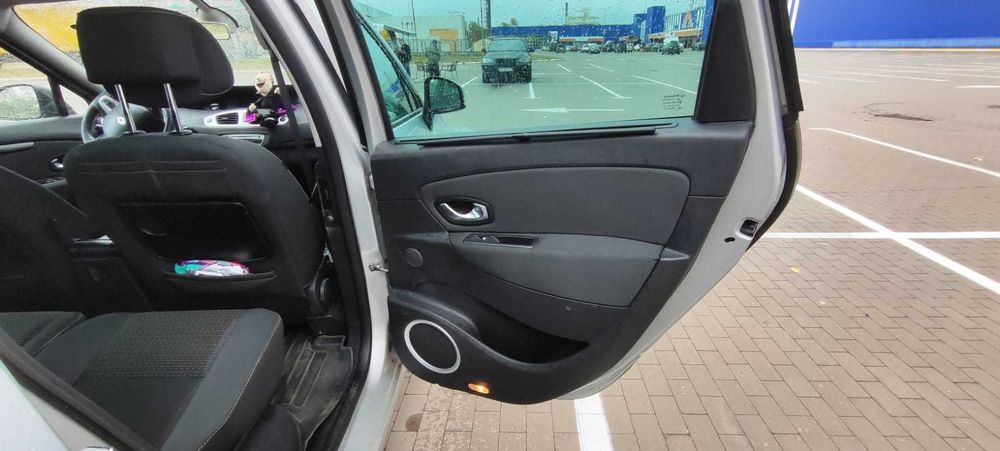 Renault Grand Scenic 1.5 дизель |2009| | Без ДТП