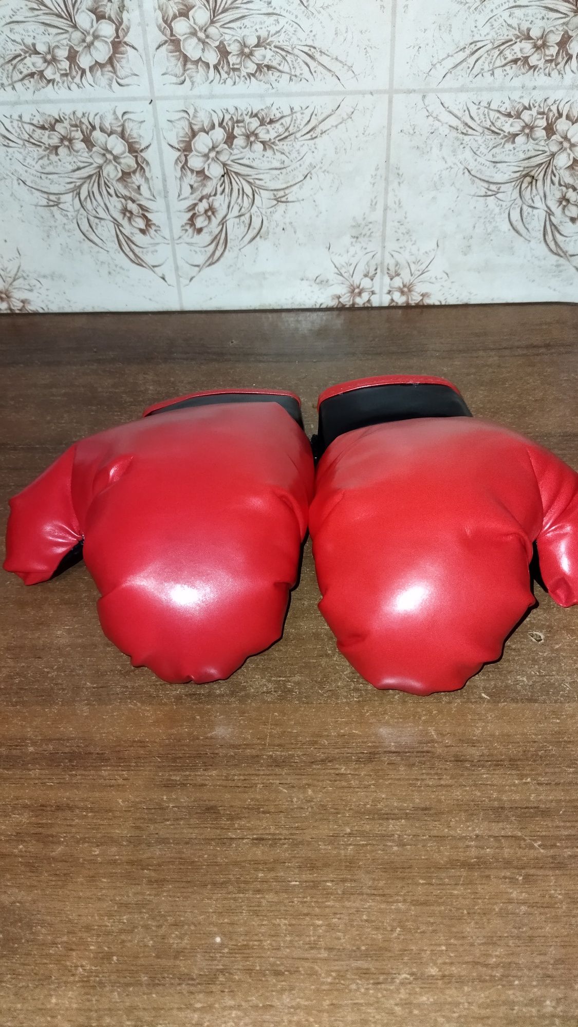 Перчатки для боксу