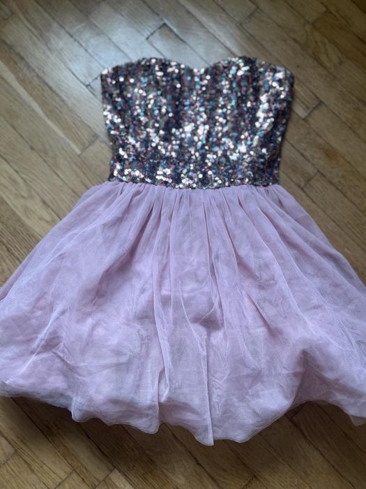 Святкова сукня для дівчинки