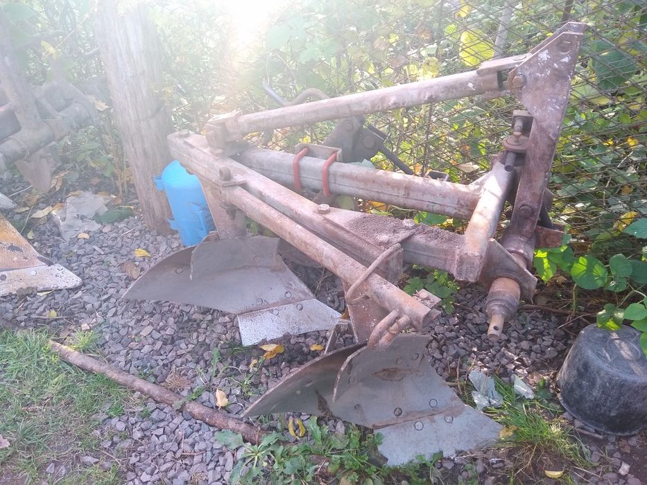 Плуг 2-25 польський орлік до т 25 китайця японця