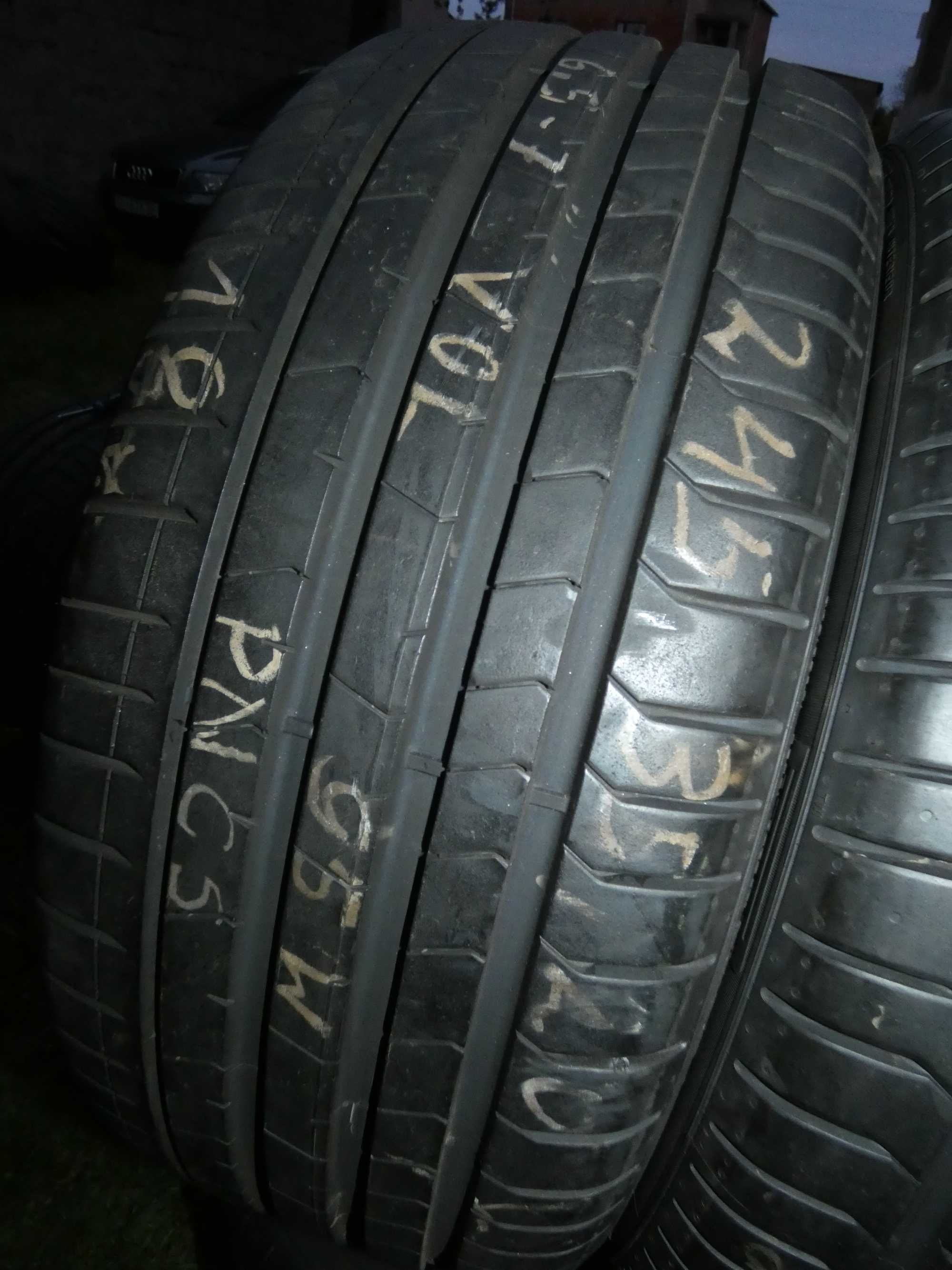 245/35/20 PIRELLI p zero PNCS 7,5mm jak nowe, para z 18r.