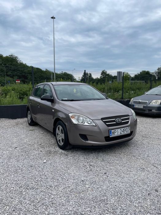 Na Sprzedaz Kia Ceed 1.4 Zadbana/Gwarancja/Oszczedna/Raty/Okazja/Zamia