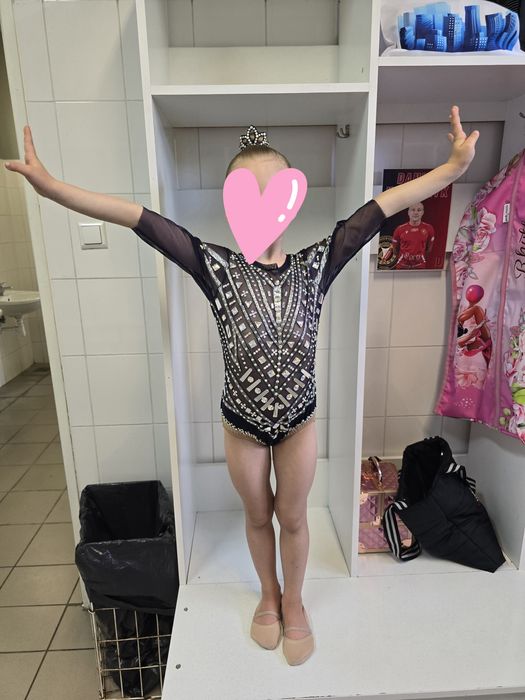 Strój startowy gimnastyka artystyczna 7-8l