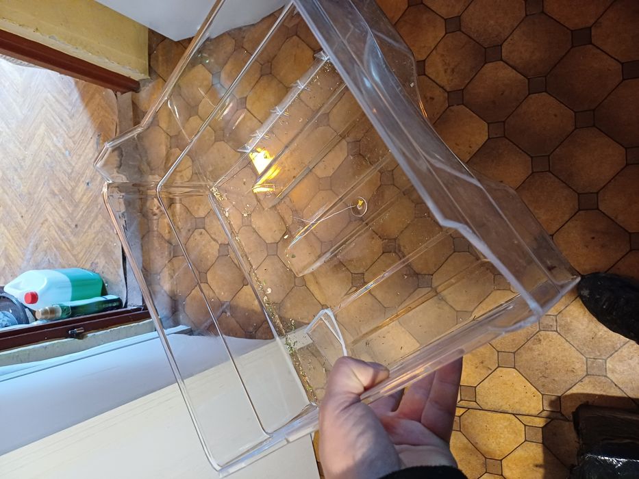 Zamrażarką 3 szuflady