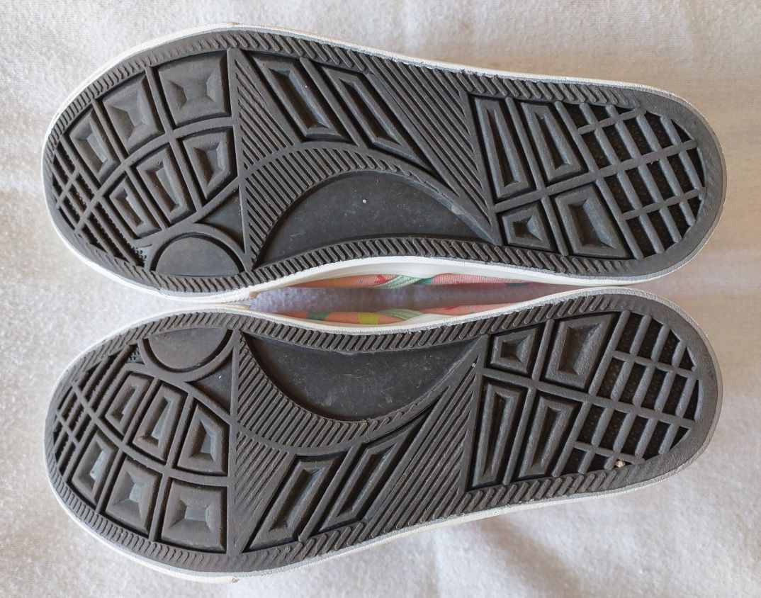 SLIP-ON Menina, T31