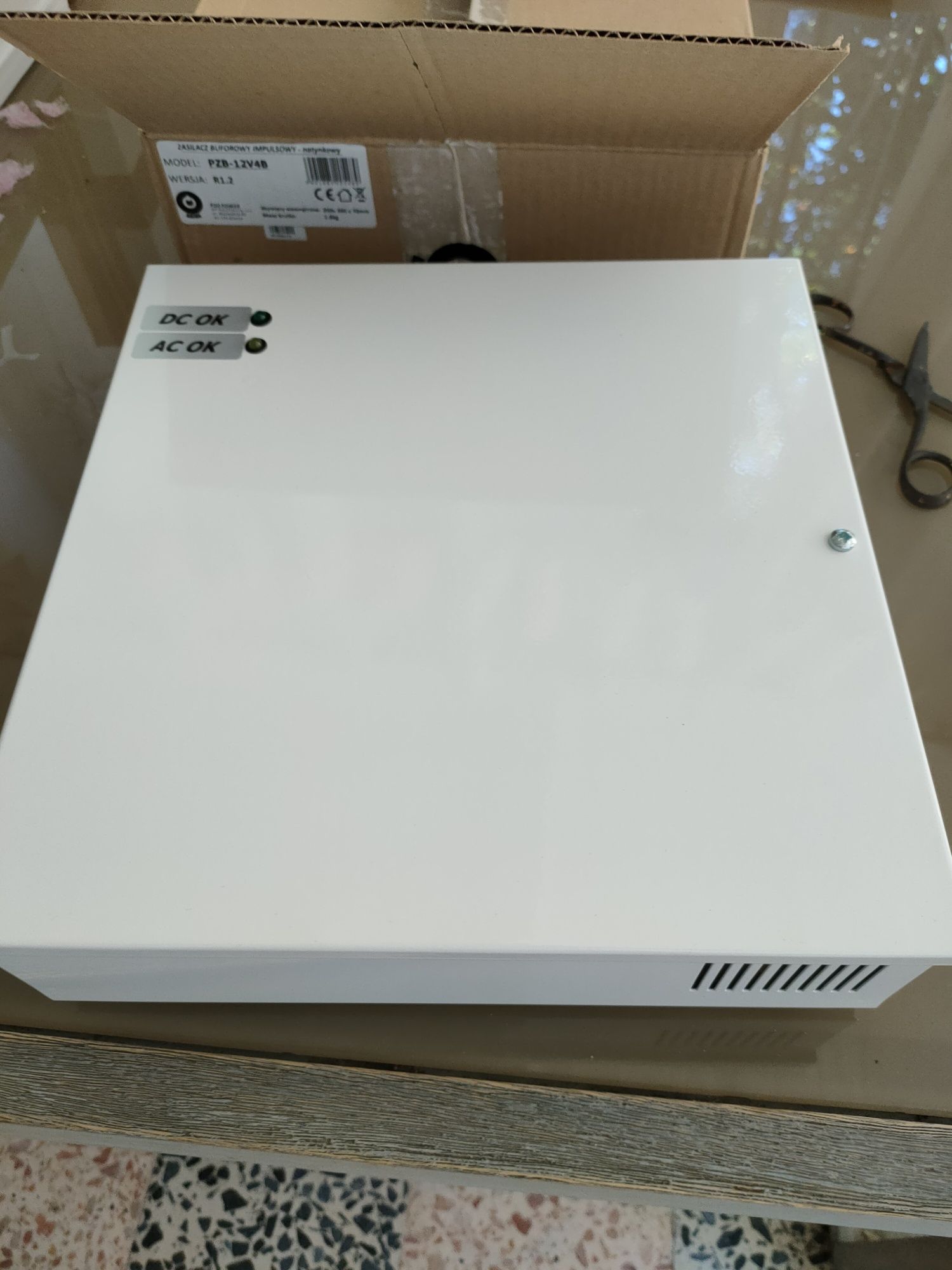 Fonte alimentação comutada  12V/4AH  REF.PZB12V4B