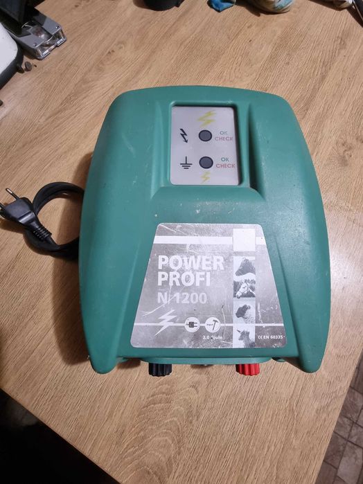 Elektryzator, pastuch AKO