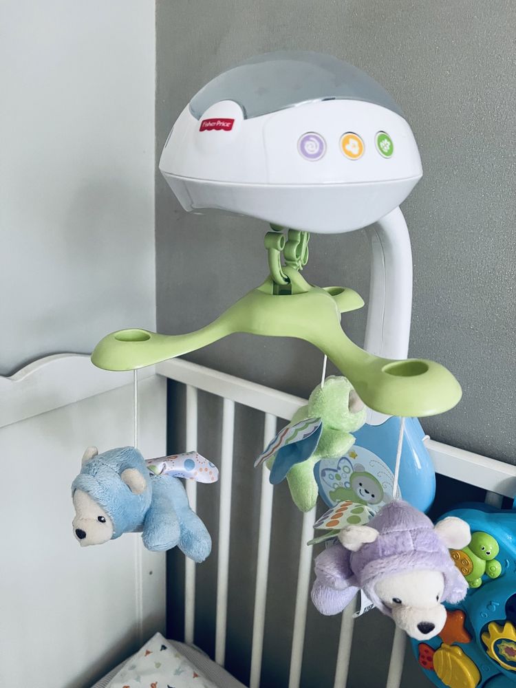 Karuzela Fisher Price z misiami projektor gwiazdy + pilot