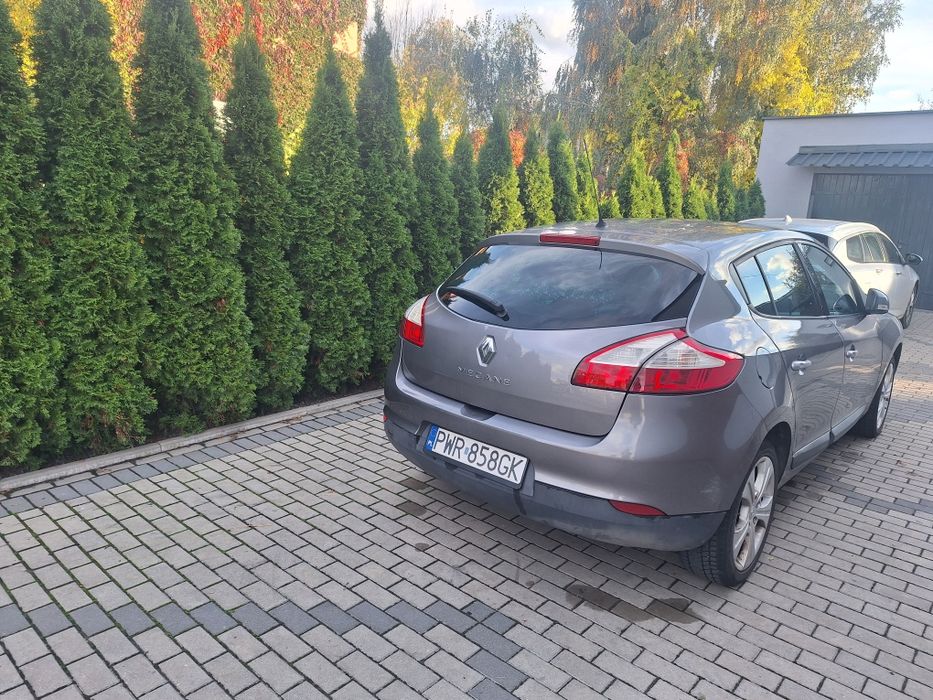 Sprzedam megane 3 1.9 130km