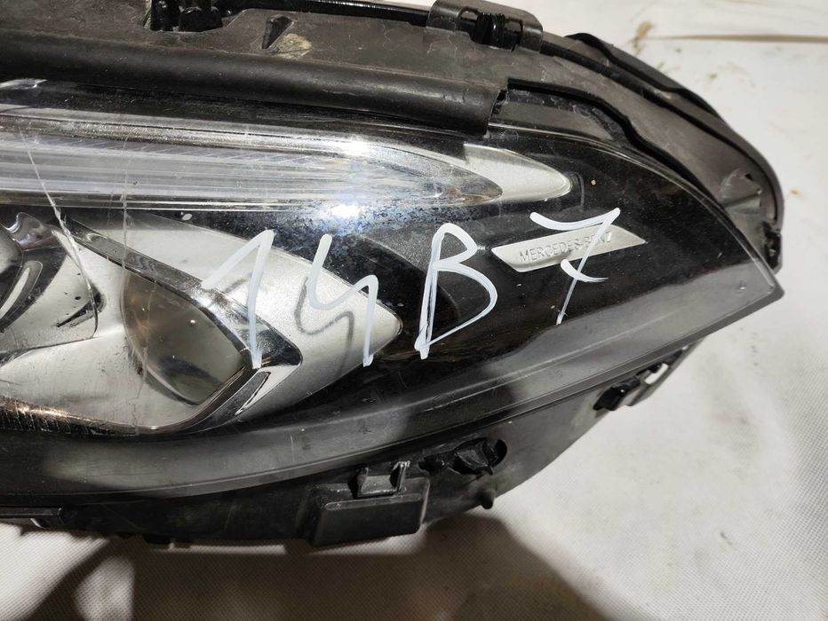 Lampa lewa reflektor lewy LED Mercedes A klasa W177 OE EU