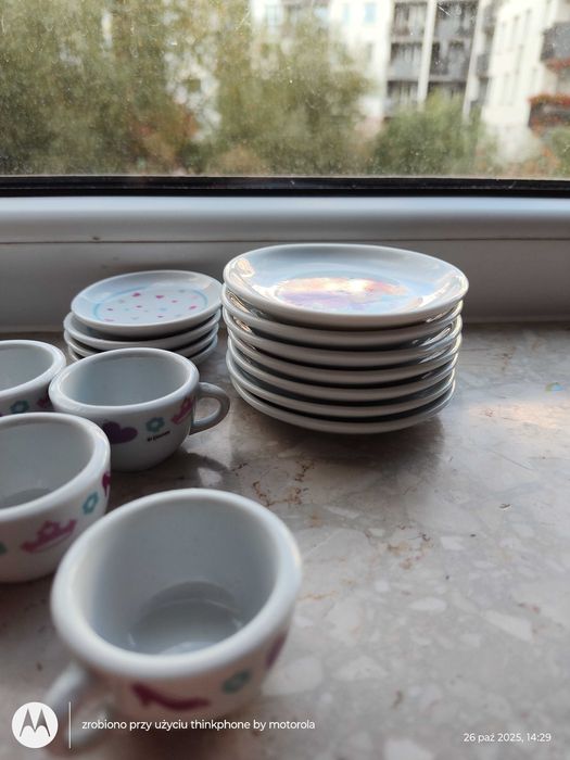 Zestaw serwis do herbaty porcelanowy fliżanki, + Lalka Elza.
