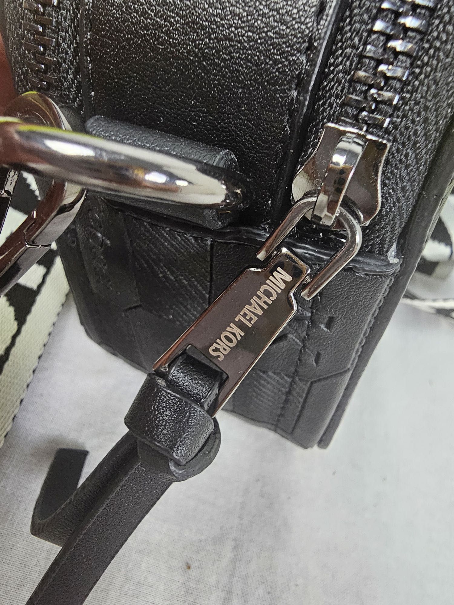 Torebka torba Michael Kors kuferek czarny kratka damski