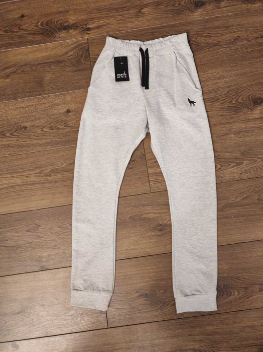 Spodnie dresowe MashMnie chłopięce nowe rozm. 152/158