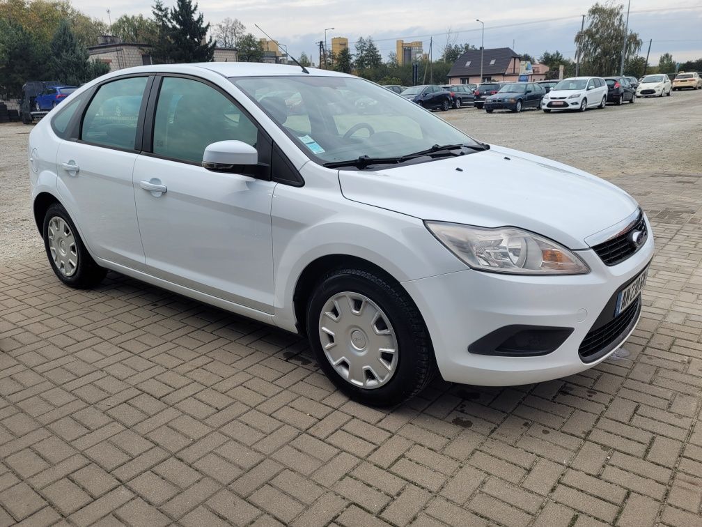 Ford Focus 1.6 Benz 5 Drzwi Klima