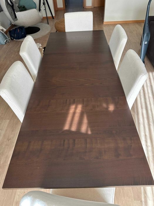 Mesa Extensível IKEA BJURSTA – Madeira Escura, Excelente Estado