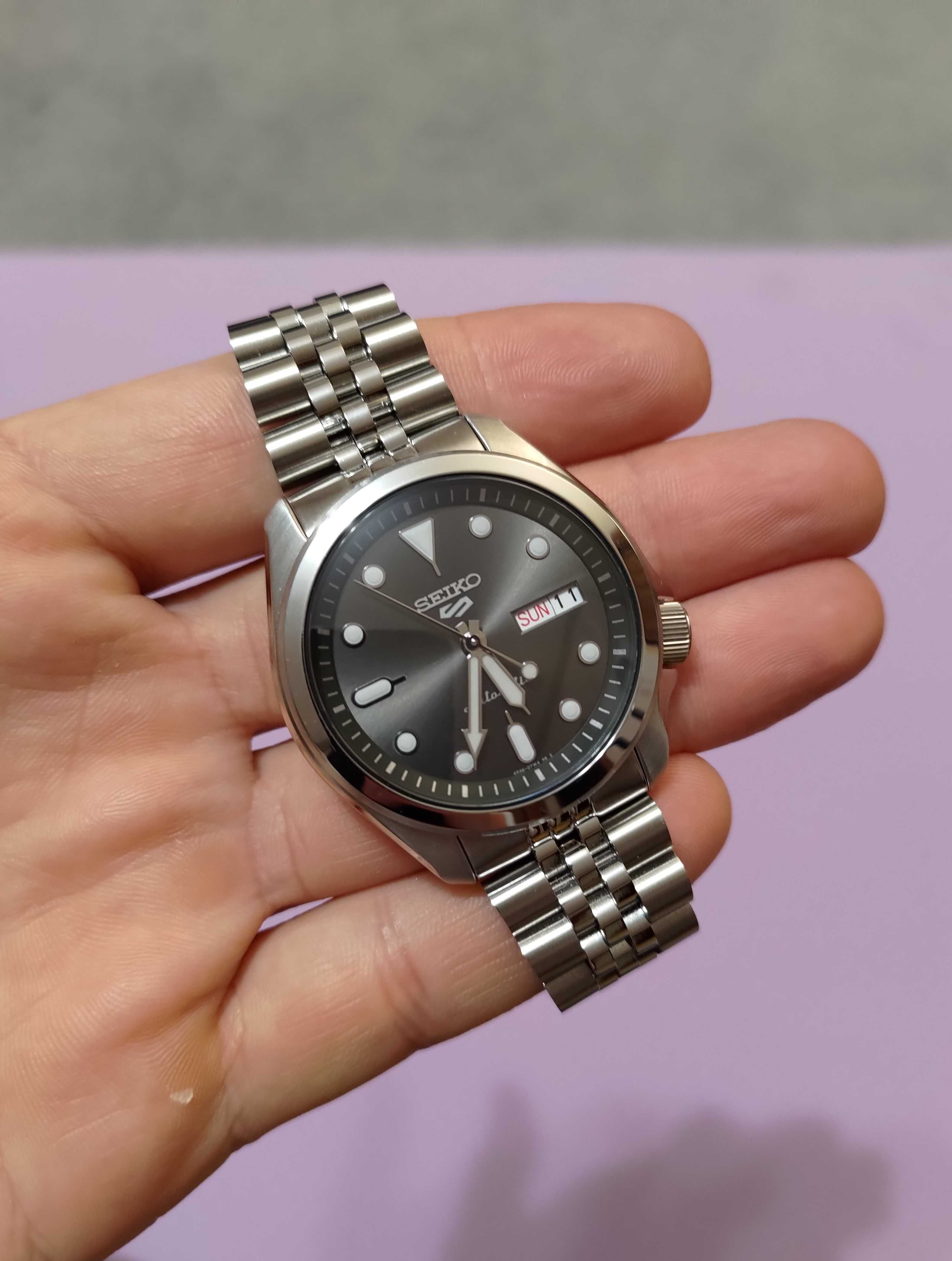 Zegarek Seiko 5 "DressKX" 40mm MOD